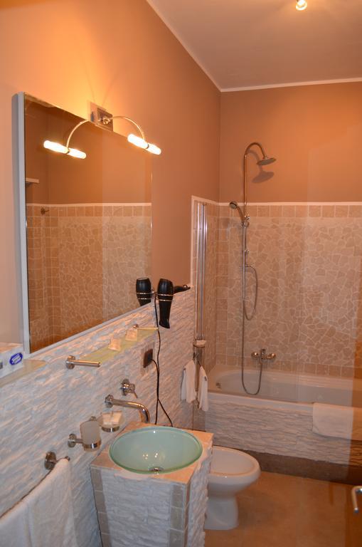 Lambruschini 69 Bed & Breakfast Fiumicino Eksteriør bilde
